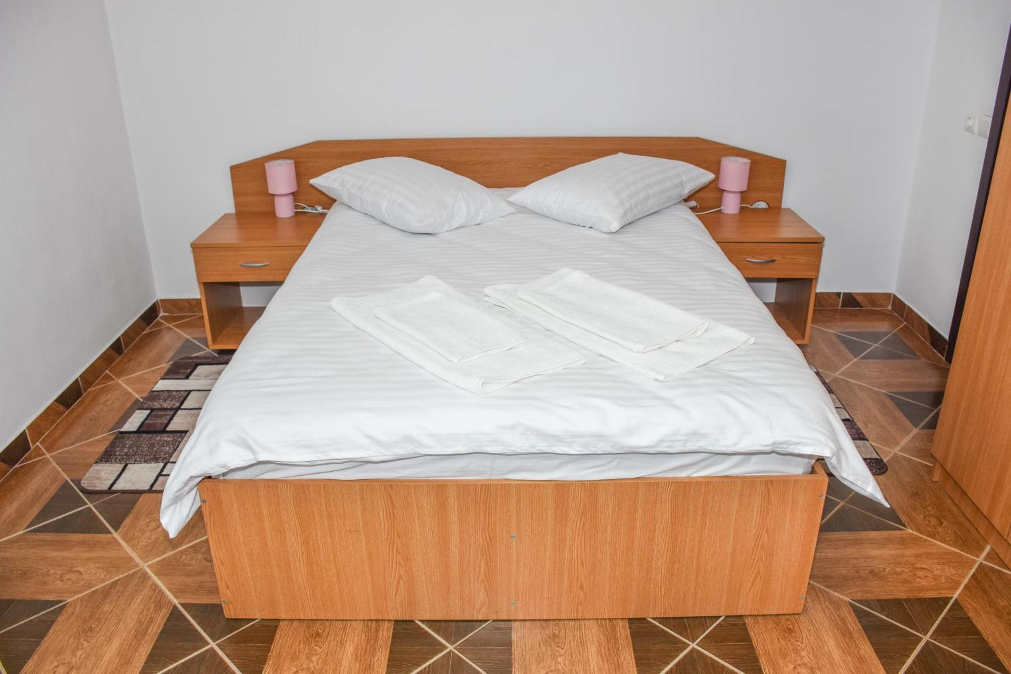 Casa Diana-Maria Apartment Curtea de Argeş Екстериор снимка
