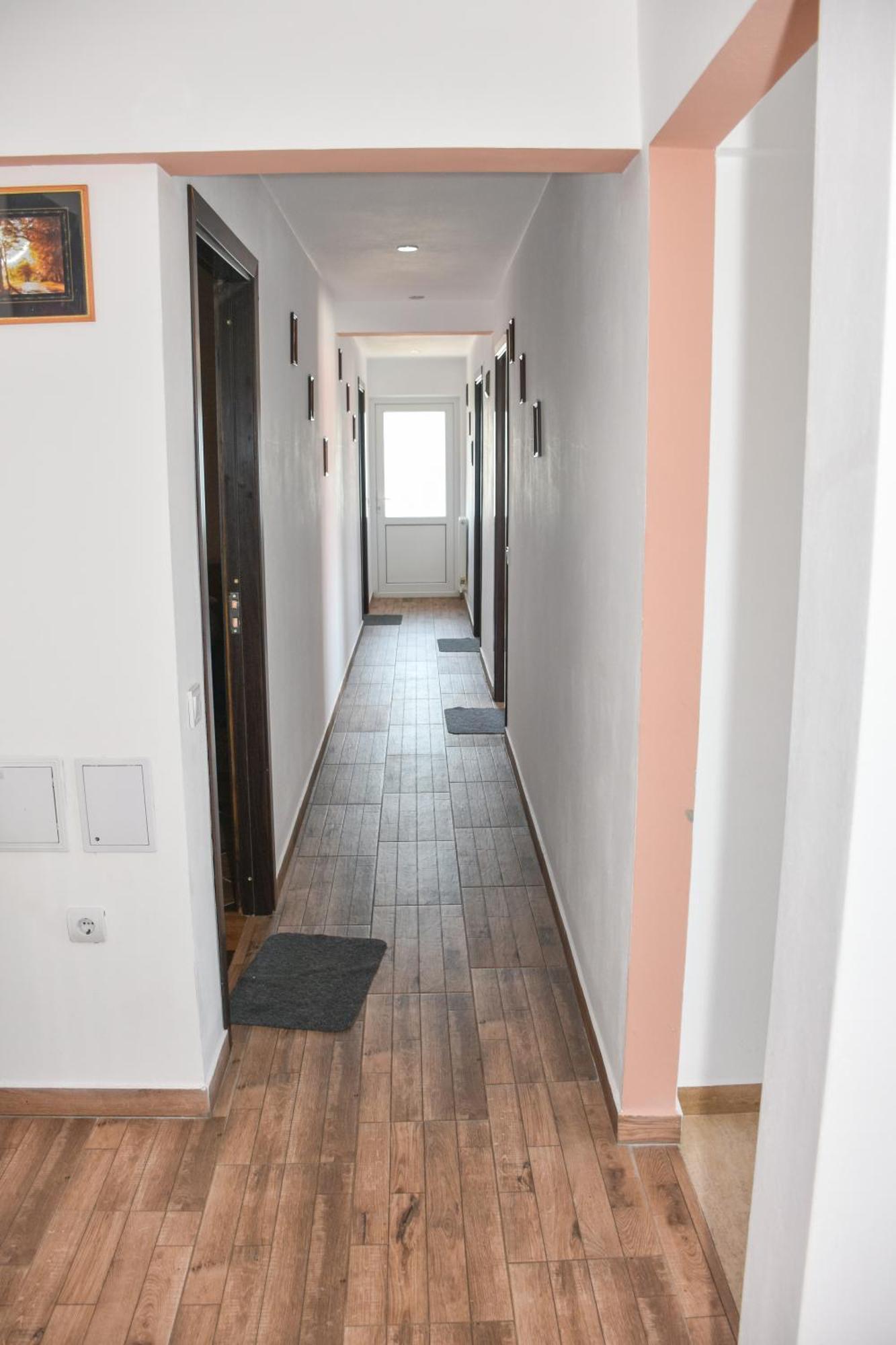 Casa Diana-Maria Apartment Curtea de Argeş Екстериор снимка