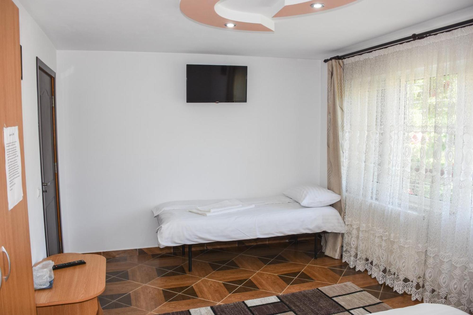 Casa Diana-Maria Apartment Curtea de Argeş Екстериор снимка