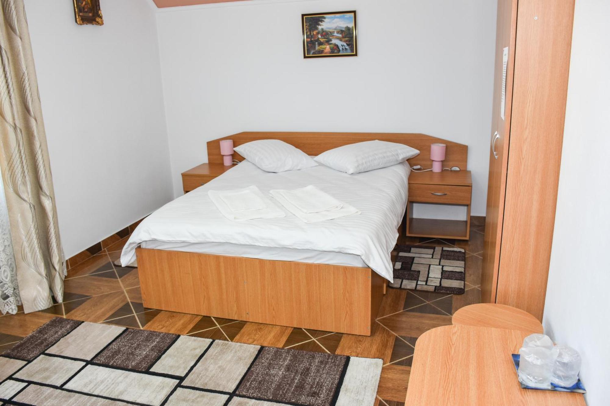 Casa Diana-Maria Apartment Curtea de Argeş Екстериор снимка